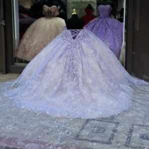 Custom Quality Lavender Princess Girl Quinceanera Dresses With Cape Lace Applique Puffy Women Prom Special Occasion Wear Party