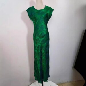High Quality 2024 Summer Silk Two-Color Fishtail Dress Women’s round Neck Banquet