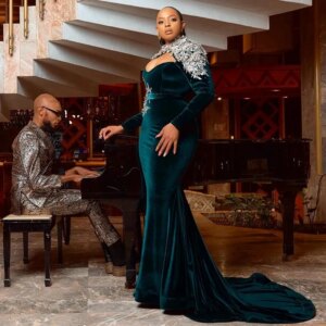 2025 Plus Size Velvet Aso Ebi Evening Dresses Velvet Birthday Party Gown Green Mermaid Long Sleeve Lace Appliques Prom Gown