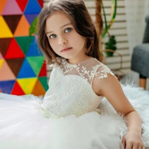 Flower Girl Dresses Ivory Puffy Appliques With Bow Belt Sleeveless For Wedding Birthday Party Banquet First Communion Gowns