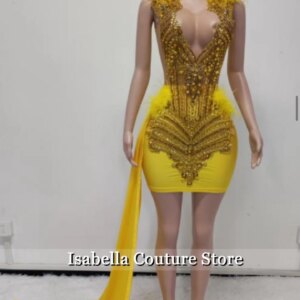 Yellow Feathers Short Prom Dresses Black Girl Gold Beaded Party cocktail Homecoming Robe Senior Party Dress 2025 Customized