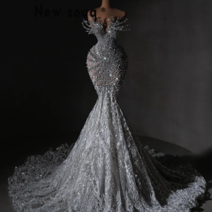 Silver Crystals Mermaid Luxury Prom Dresses 2025 Customized Long Celebrity Dresses Pearl Beading Engagement Party Evening Gowns