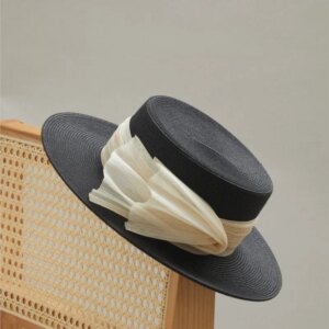 Summer hat wide brim flat top sunshade display face small very windy seaside holiday