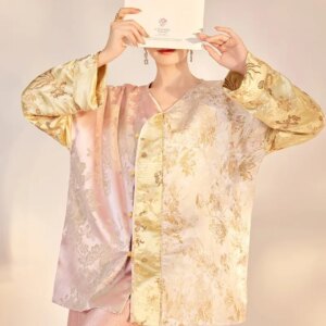 New style Chinese fashion embroidery print design touching silk loose coat