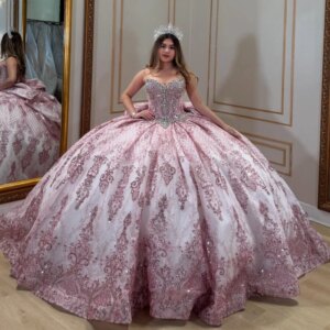 Red Shiny Princess Quinceanera Dresses Off Shoulder Sequin Applique Lace Beading Bow Tull Sweet 16 Dress Ball Gown Vestidos 15