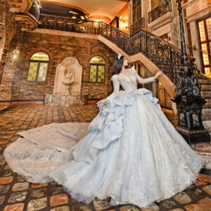 Customized Shiny baby blue Off Shoulder Quinceanera Dress Tull crystal sequin applique Bow layering vestidos de 15 Quinceanera