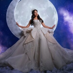 Customized Shiny ivory white Off Shoulder Quinceanera Dress Tull crystal applique Crystal Lace vestidos de 15 Quinceanera