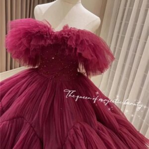 Sansa Gorgeous Strapless فساتين السهرة Pleats Ball Gown Multilayer Vestidos De Noche Burgundy Long Train Prom Dresses 2024