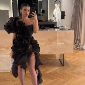 Ruffled Event Gala Formal Dress Custom One Shoulder Little Black Asymmetrical Short Prom Gown Black Draped Unique Party Dresses