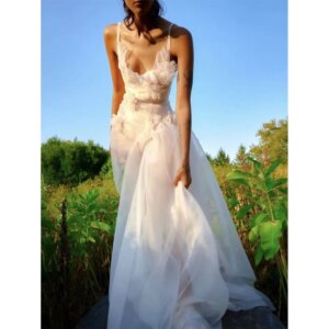 Elegant Evening Dresses Spaghetti Strap V Neck A Line Applique Floor Length Backless High Quality Marriage Evening Banquet Gowns