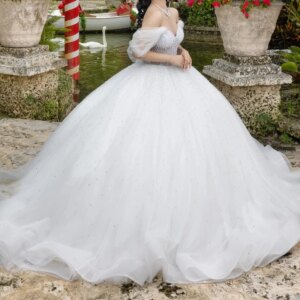 White Shiny Princess Sweet 16 Quinceanera Dresses Off The Shoulder Beading Pearl Bow Tull Corset Party Birthday Vestides 15