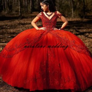 Red Princess Burgundy Ball Gown Quinceanera Dresses Sleeveless Sequins Lace Appliqued Sweet 16 Girls Prom Gowns Customized