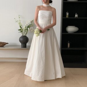 Customized Strapless Sleeveless Taffeta Wedding Dress Elegant Floor Length A Line Lace Up Back Bridal Gown Simple Bridal Dress