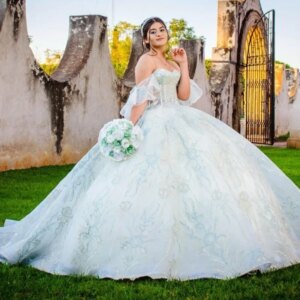 Glitter Light Green Quinceanera Dresses Ball Gown Lace Beading Crystal Tull Corset Off The Shoulder Sweet 16 Vestido De 15 Anos