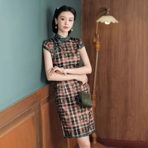 High Quality Retro the Republic of China Style Old Shanghai Real Silk Cheongsam Qipao Short Women’s High-Grade Skirt