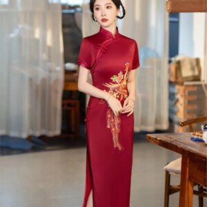 Women’s long slim-fit silk cheongsam mid-length daily wear
