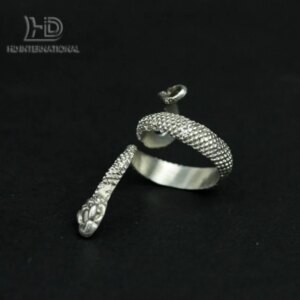 925 silver circling snake ring, viper ring, snake ring, silver snake ring, animal ring, gift for her