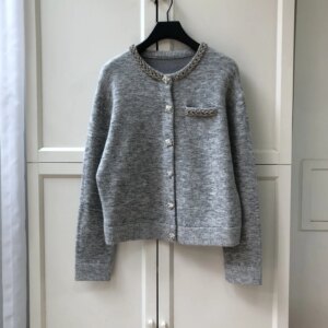 2024 Winter New Women’s Clothing Light gray diamond studded knitted cardigan jacket 1021