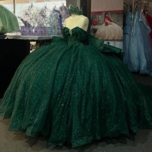 Blackish GreenShiny Quinceanera Dresses Off Shoulder Ball Gown Sweet 16 Dress Beading Crystal Bow Tull Birthday Party Vestidos