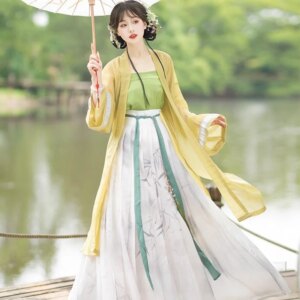Hanfu female Chinese wind on the front four-piece set waist skirt flowing