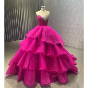 Luxury Crystals Evening Dresses Strapless Tiered Pleat Ball Gowns Fashion Chic Sleeveless Sweep Train Women Party Dresses