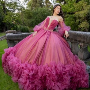 New Design Quinceanera Dresses Puffy Sleeves Ball Gown Sweet 16 Dress Beading Ruffles Prom Party Gowns 15 Anos Customized