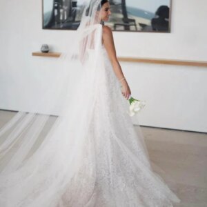 evening dress Sun Yizhen’s Wedding Dress, One-shoulder French Lace, Outdoor Photography Wedding Dress