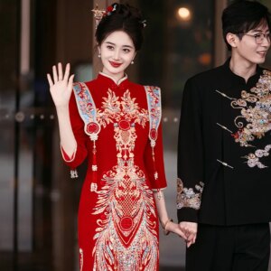 2024 New Chinese Engagement Cheongsam Bride Wedding Dress Small Outfit Red Toast