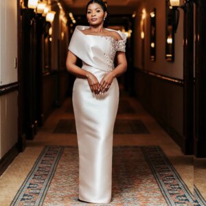 Ivory Mother of the Bride Dress Off Shoulder Straight Crystal Satin Women Wedding Guest Evening Party Gowns Customized