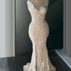 Champagne Elegant Evening Dress Sleeveless Sequins Pearls Wedding Party Long Dress For Special Occasion