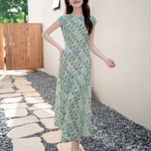 Chinese style silk embroidery high-end cheongsam dress Hanfu style comfortable, soft and breathable luxury dress
