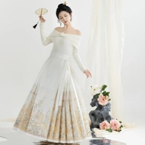 Hanfu female weaving gold imitation makeup Floral horse-face skirt High-grade Commuter pleated skirt (Champagne, white)