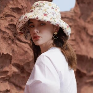 Elegant fashion print fine rolled visor hat