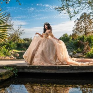 Customized Shiny champagne color Off Shoulder Quinceanera Tull Dress Lace sequin trailing layering vestidos de 15 Quinceanera