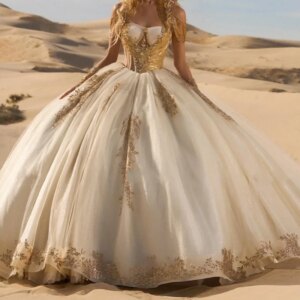 Champagne Shiny Off Shoulder Quinceanera Dresses Sequin Gold Applique Lace Beads Tull Corset Party Birthday Sweet 16 Dress Vesti