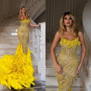 Exquisite Crystal Evening Dresses Beading Feather Mermaid Prom Gowns Strapless Illusion Custom Made Formal Occasions Dresses