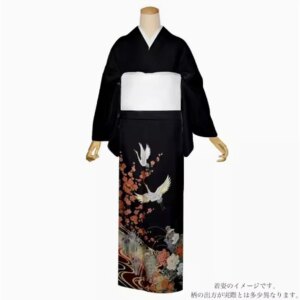 Japanese kimono women’s formal attire traditional black sleeved kimono