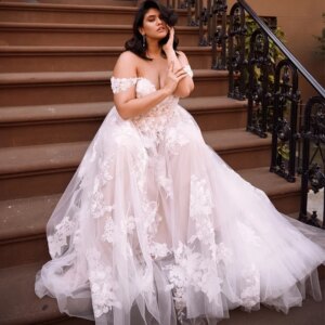 Customized Off Shoulder Plus Size Wedding Dresses for Women Champagne Summer Floor Length Bridal Gowns Zipper Back Vestidos De