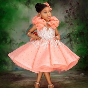 Peach Pink Flower Girl Dresses Princess Knee Length Customized Beaded Bow Baby Girls First Birthday Gowns Party Pageant Dress