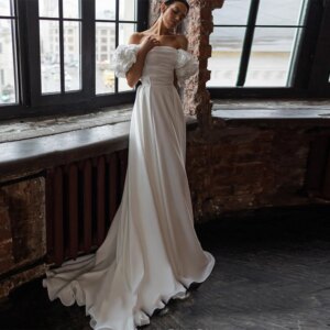 SSYTENS Elegant Wedding Dresses Off Shoulder Ruched 3D Flowers Bride Dress Women Satin Bridal Gowns Vestido de noiva Plus Size