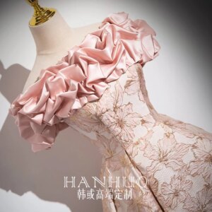 luxury pink jacquard ruffled medieval dress Renaissance gown Victoria Gothic Lol/Marie Antoinette Belle Ball gown