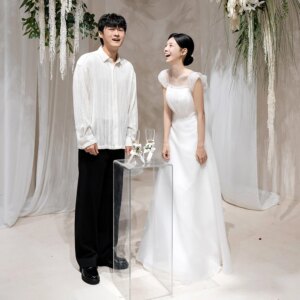 Customized Dreamy Organza Sleeveless Bridal Gown O Neck Simple Floor Length A Line Wedding Dress 웨딩드레스 Elegant Bridal Dress