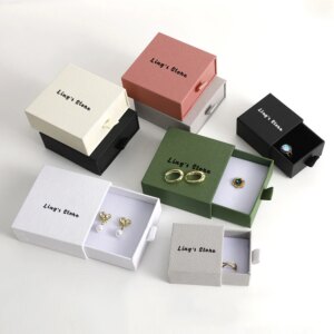 100Pcs Custom Logo 9x9x3.5cm Jewelry Drawer Box For Ring Earrings Stud Brooch Bracelet Pendant Oil Gift Organizer Wedding Favors