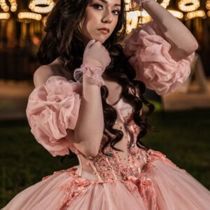 Customized Pink Off Shoulder Quinceanera Tull Dress Lace sequin applique rhinestone layering vestidos de 15 Quinceanera