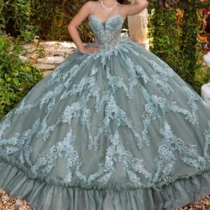 Green Shiny Quinceanera Dresses Ball Gown Spaghetti Strap Applique Lace Beads Tiered Tull Party Birthday Sweet 16 Vestidos 15 De