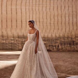 Sexy Spaghetti Strap Wedding Dress 2025 Luxurious Pearl Bridal Gown Graceful A-line Sleeveless Floor-length Gown Customized