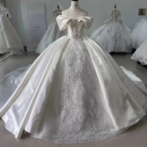 فساتين زفاف 2025 Off Shoulder Sleeveless Lace Up Back Ball Gown Wedding Dress Beading Embroidery Customized Bridal Dressl