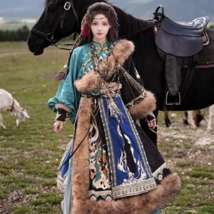 Travel Photography Series Ethnic Style Tibetan Embroidered Clothing Women’s Winter Robe Suit
