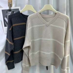 Women’s Pullover Striped V-neck Cashmere Knitted Sweater Sweater Fashion All-Match