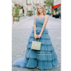 Robe de soirée luxe élégante 2024 Strapless Sleeveless Prom Dresses Sweep Train Puffy Skirt Formal Occassion Party Dress